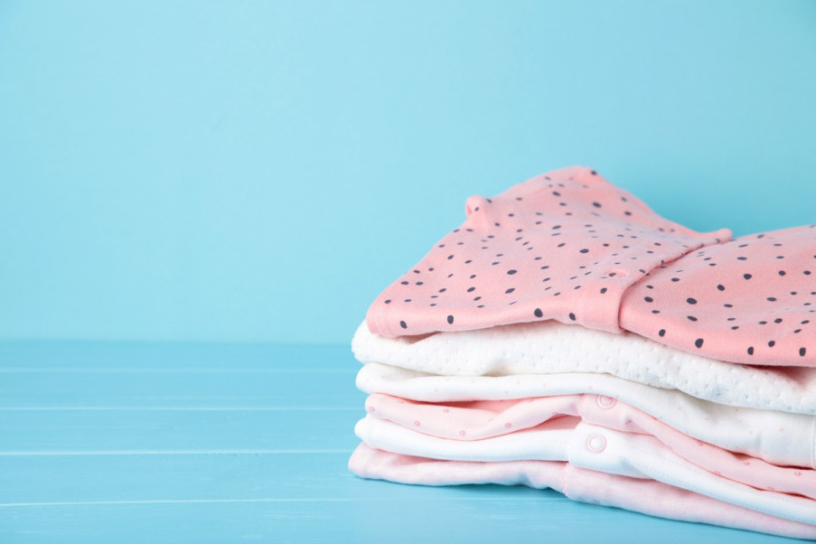 Jak wybrać najlepsze artykuły do wyprawki dla noworodka?